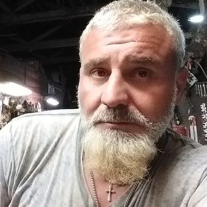 Meet your Posher, Thomas